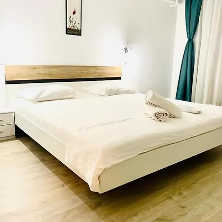Apartment Dream 21 *