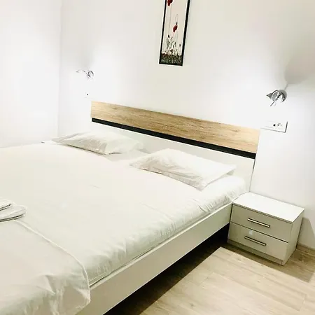 Dream 21 Apartment Bucharest
